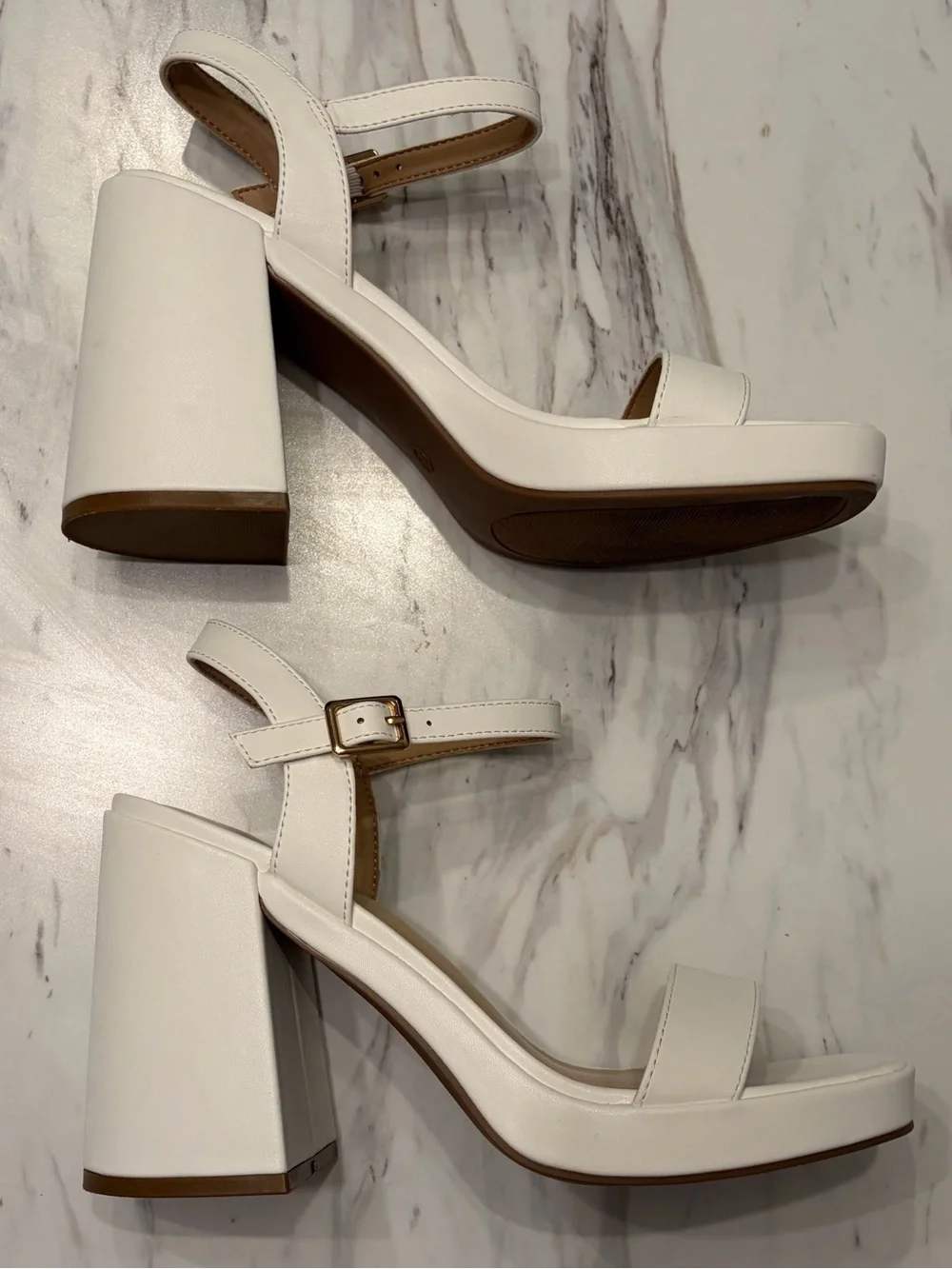 Athlefit White Platform Chunky Heel Sandals Women's US Size 7.5
